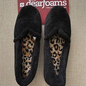 Dearfoams black slippers
